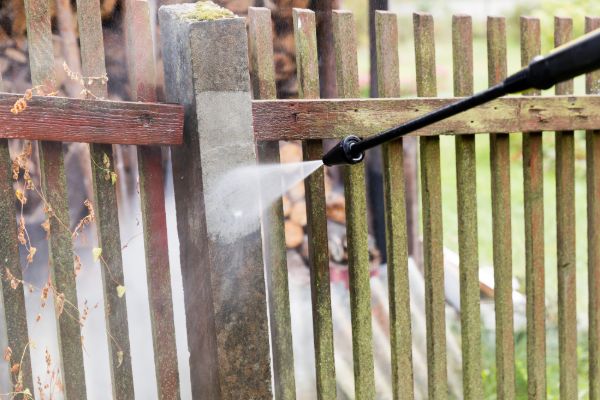 Fence Cleaning And Staining Service Virginia Beach VA 11